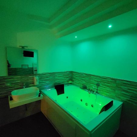 Casa Dello Stretto Hotel Messina Bagian luar foto