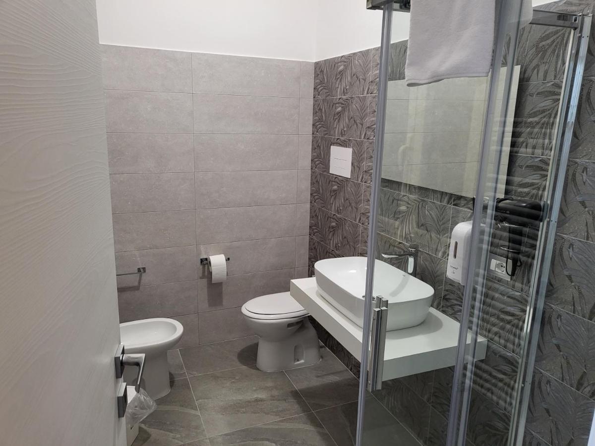 Casa Dello Stretto Hotel Messina Bagian luar foto